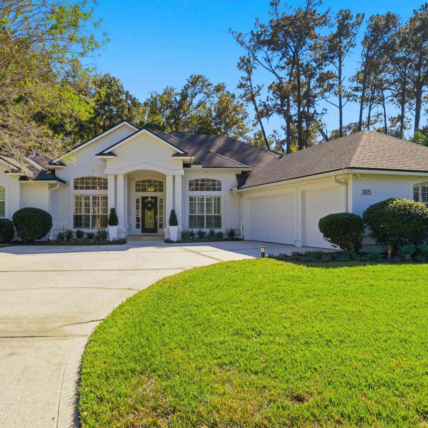 Homes For Sale - 305 W Woodhaven Drive<br/> Ponte Vedra Beach, FL 32082