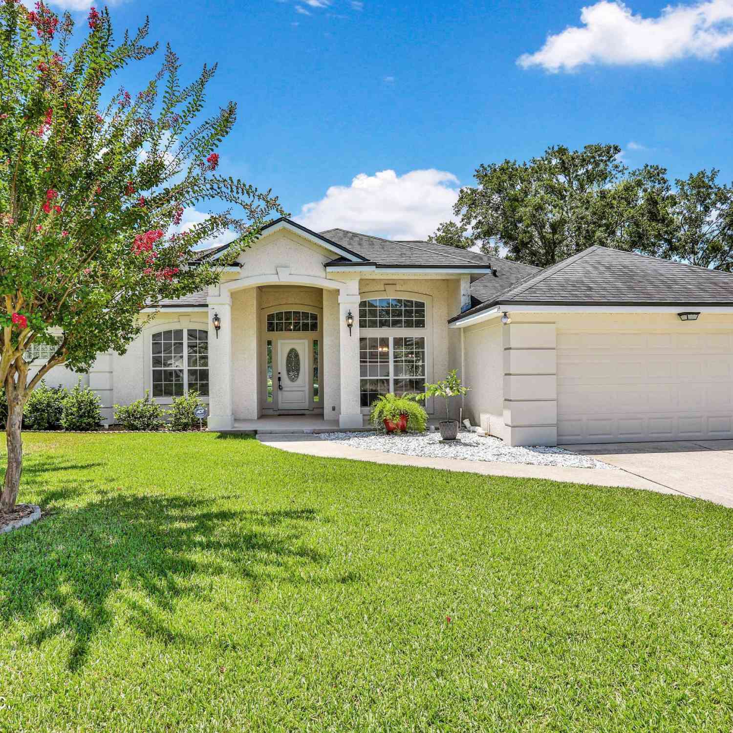 Homes For Rent - 1591 Shelter Cove Drive<br/> FlemingKey, FL 32003