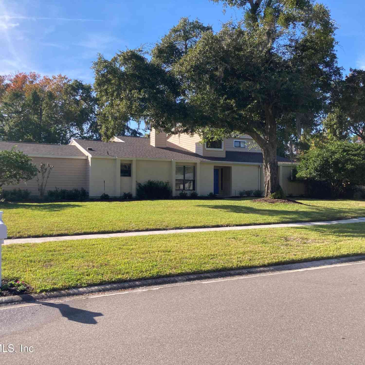Homes For Sale - 2764 Admirals Walk Drive<br/> Orange Park, FL 32073