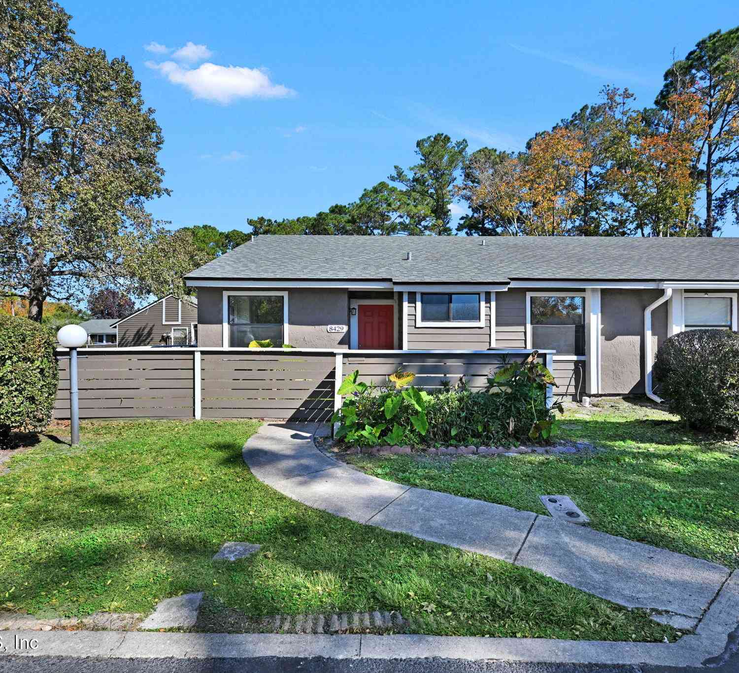 Condo For Sale - 8429 Long Meadow Circle<br/> Duval County, Jacksonville, FL 32244