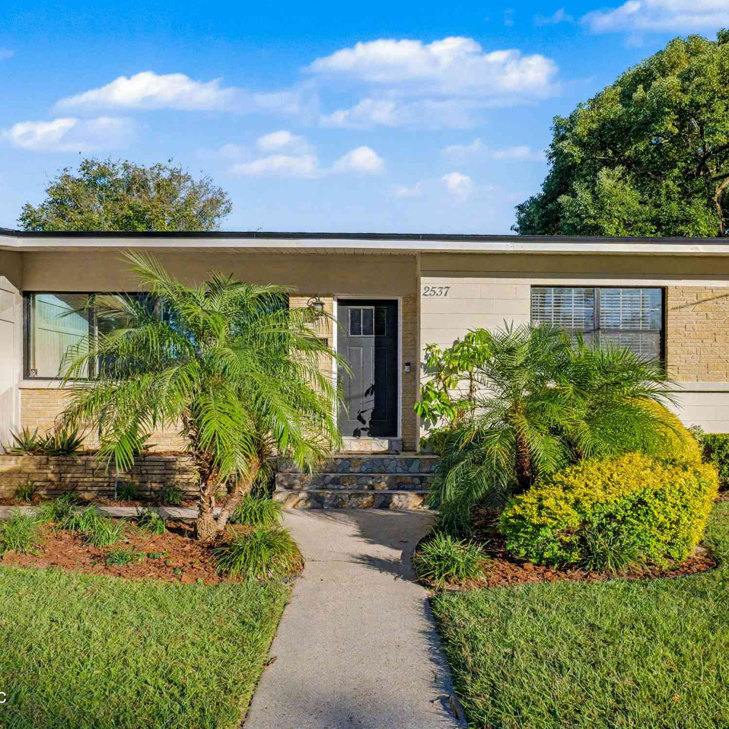 Condo For Sale - 2537 Buttonwood Drive<br/> Duval County, Jacksonville, FL 32216