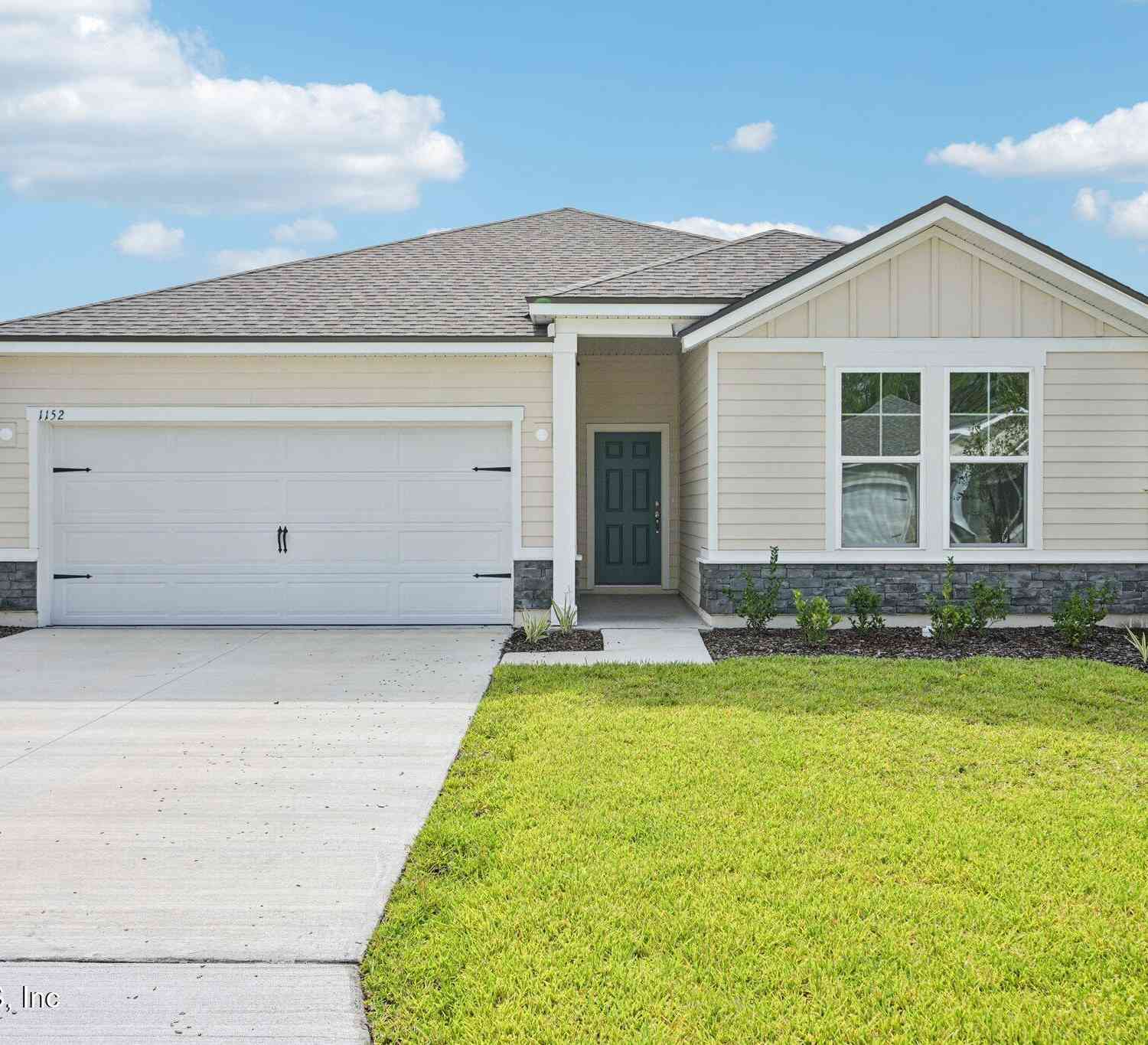 Homes For Sale - 1152 Hammock Dunes Drive<br/> Jacksonville, FL 32221