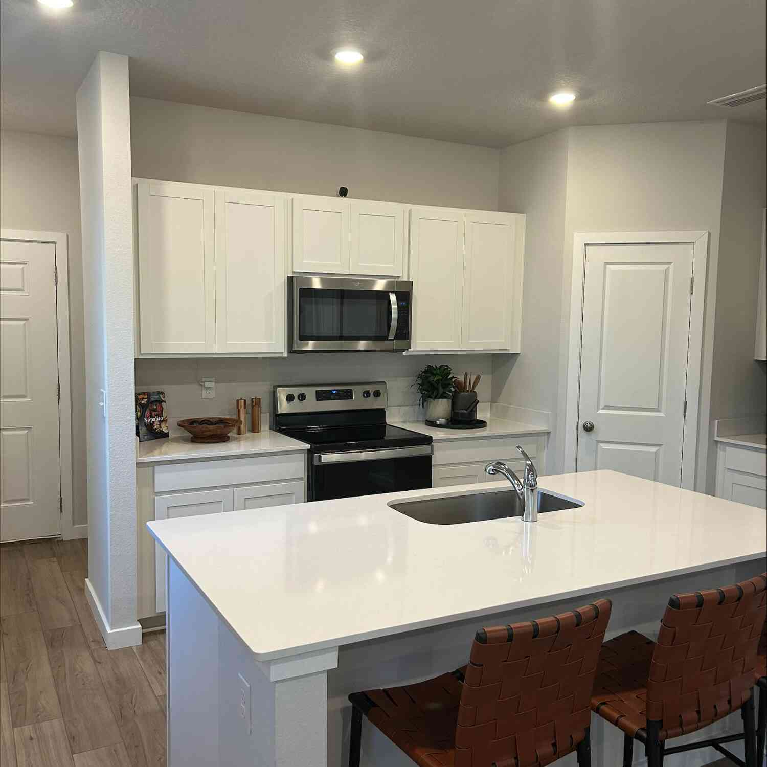 Condo For Sale - 10694 Waterfield Road #19<br/> Duval County, Jacksonville, FL 32210