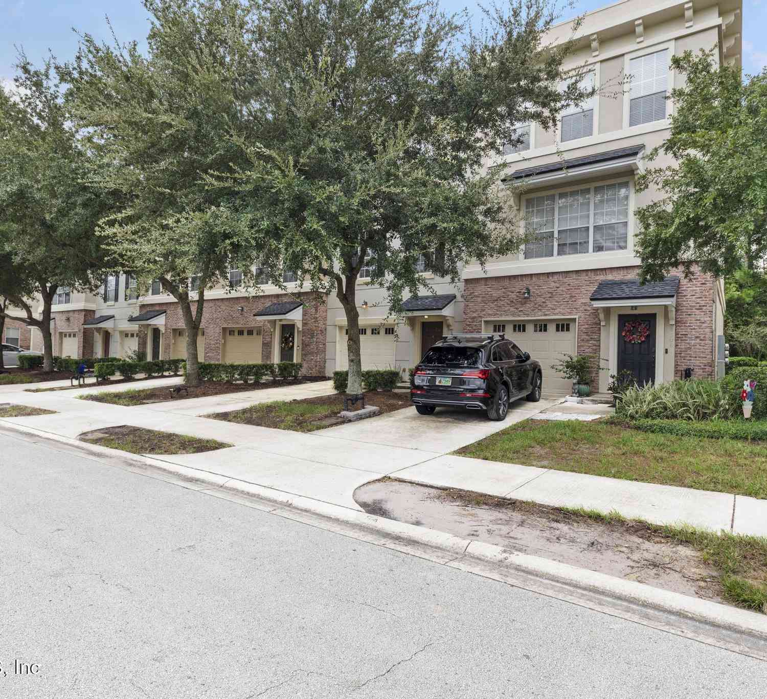 Condo For Sale - 4510 Congressional Drive<br/> Duval County, Jacksonville, FL 32246