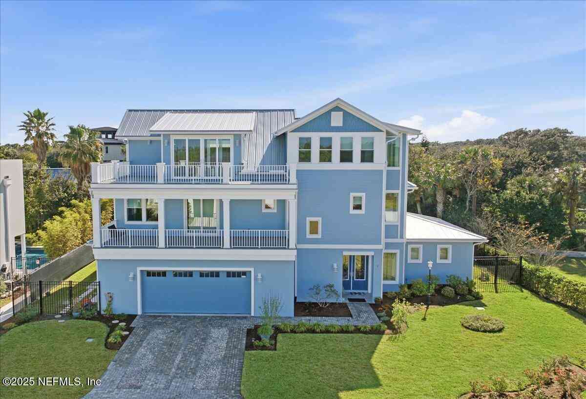 Homes For Sale - 4 Summer Court<br/> Jacksonville Beach, FL 32250