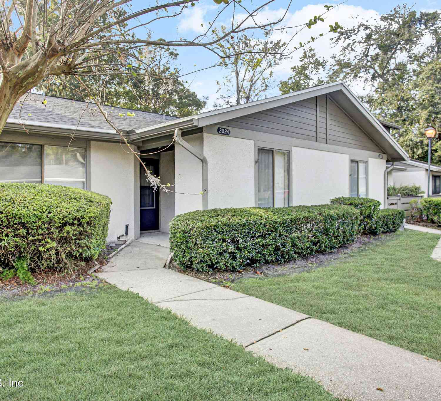 Homes For Sale - 7623 Baymeadows Circle #2024<br/> Jacksonville, FL 32256