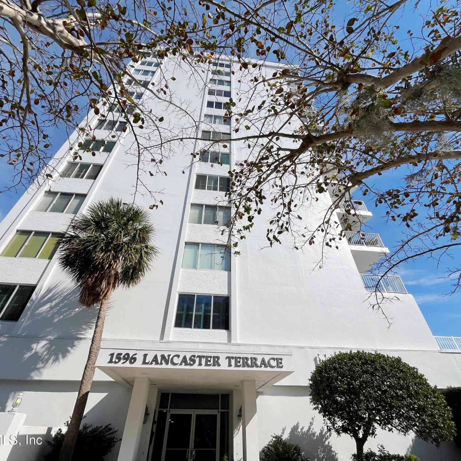 Condo For Sale - 1596 Lancaster Terrace #7A<br/> Duval County, Jacksonville, FL 32204