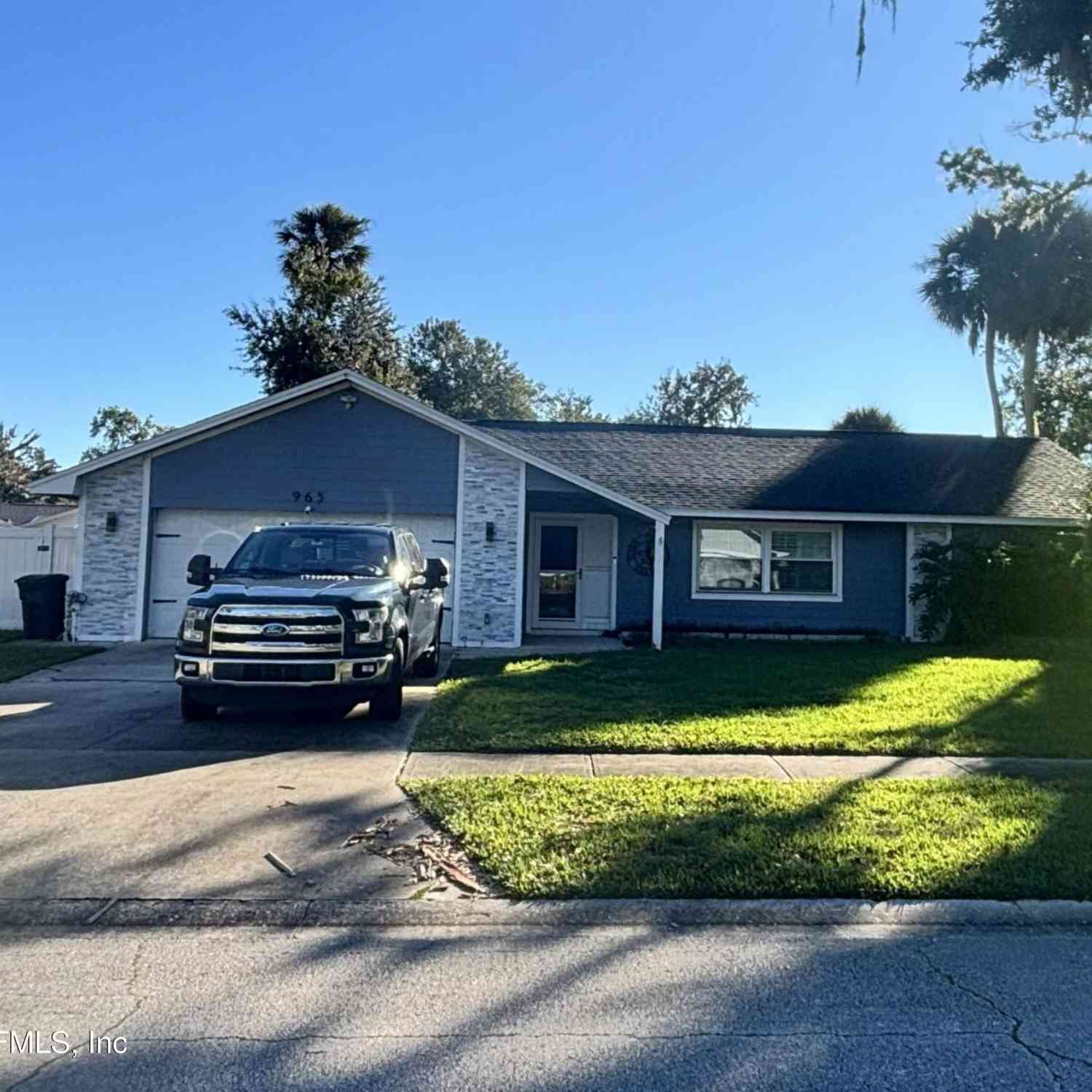 Homes For Sale - 965 Sandle Wood Drive<br/> Port Orange, FL 32127