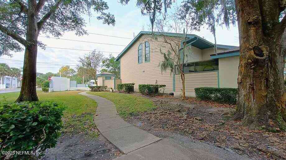 Condo For Sale - 103 Courageous Court #103<br/> Jacksonville, FL 32233