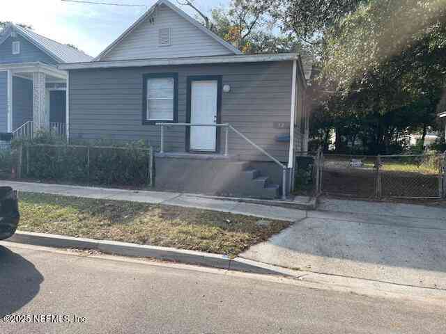 Homes For Sale - 1528 Van Buren Street<br/> Duval County, Jacksonville, FL 32206