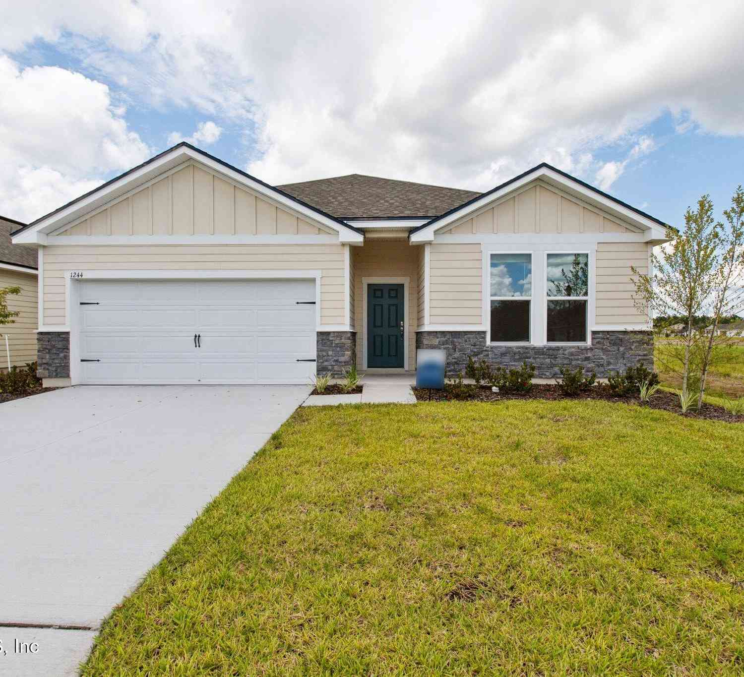 Homes For Sale - 1244 Hammock Dunes Drive<br/> Jacksonville, FL 32221