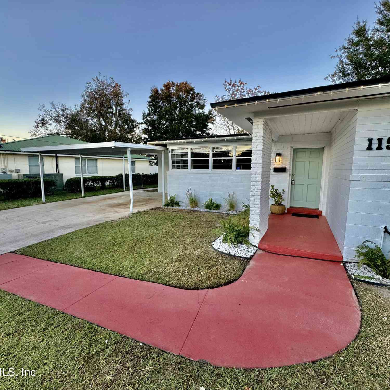 Homes For Sale - 1157 Gunka Road<br/> Jacksonville, FL 32216