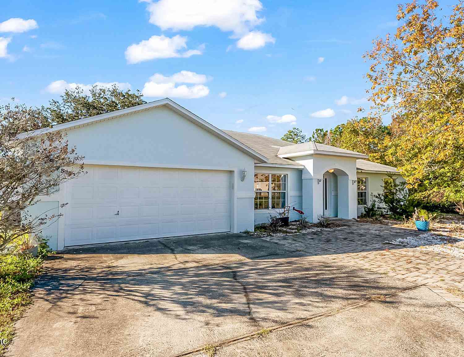 Homes For Sale - 8 White Hurst Lane<br/> Palm Coast, FL 32164