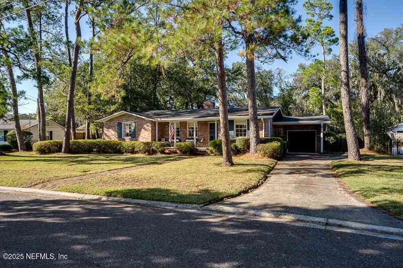 Homes For Sale - 4256 Fairway Drive<br/> Jacksonville, FL 32210