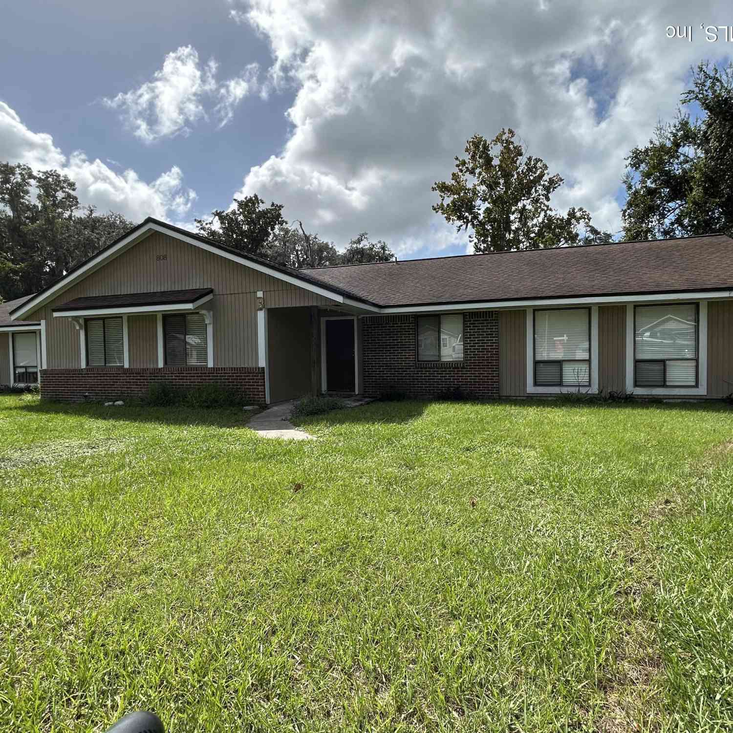 Multifamily For Rent - 808 Meadowbrook Drive #B<br/> Clay County, Orange Park, FL 32073