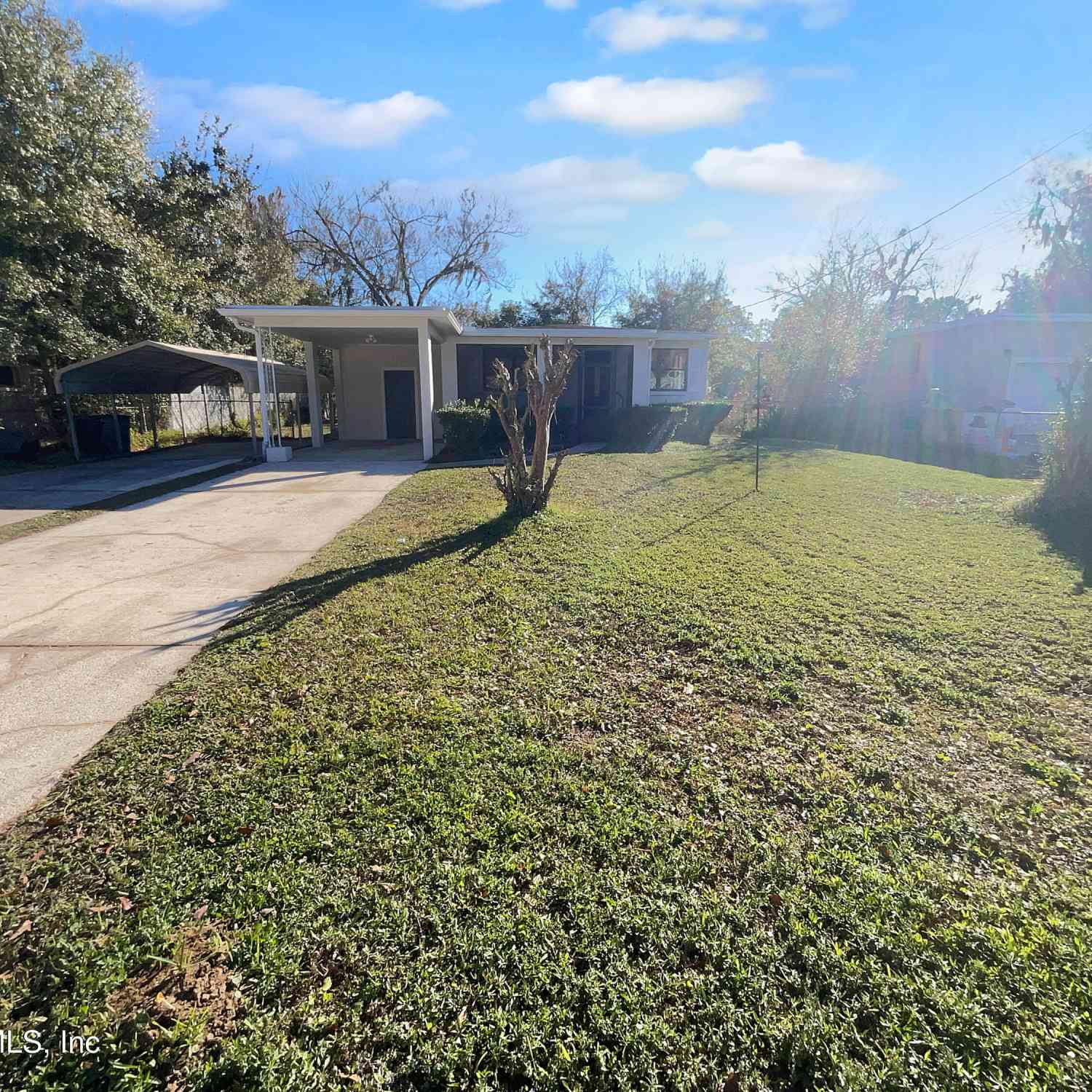 Homes For Sale - 6344 Bartholf Avenue<br/> Jacksonville, FL 32210