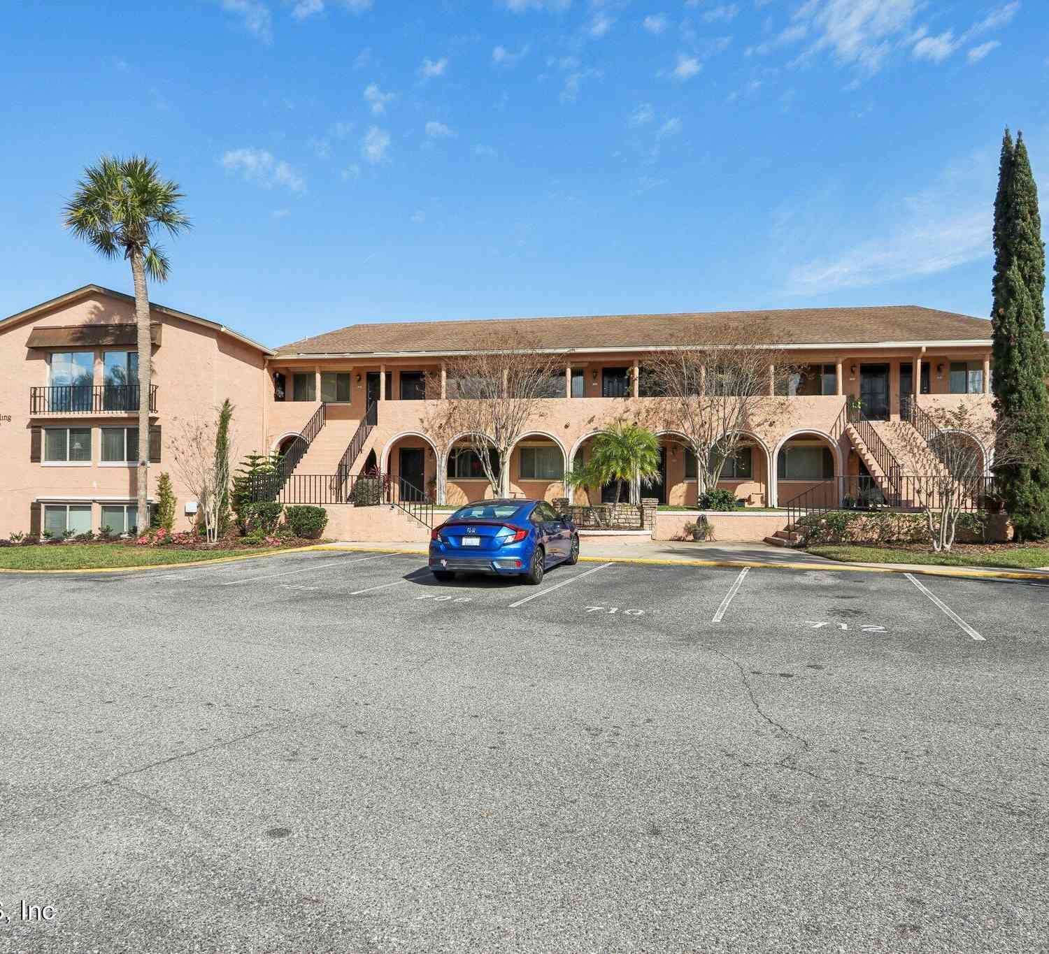 Condo For Sale - 5375 Ortega Farms Boulevard #708<br/> Duval County, Jacksonville, FL 32210