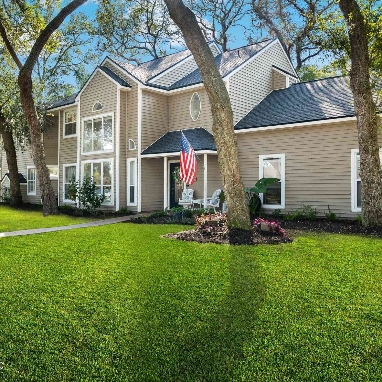 Homes For Sale - 2280 Oak Forest Drive<br/> Jacksonville Beach, FL 32250