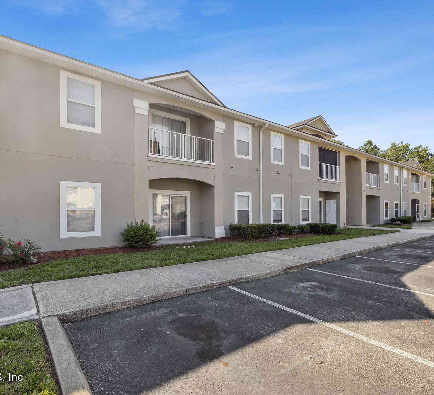 Condo For Sale - 5050 Playpen Drive #4-7<br/> Duval County, Jacksonville, FL 32210