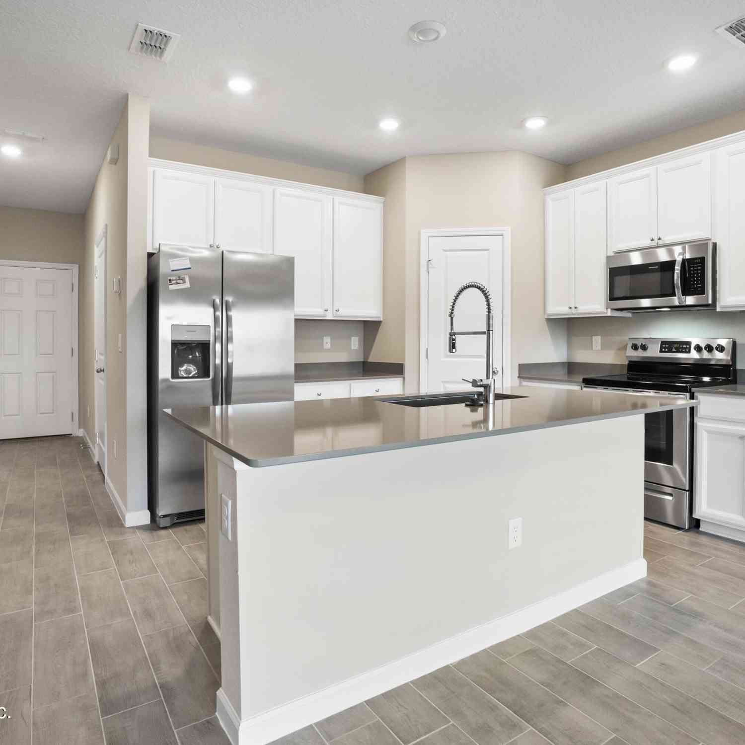 Condo For Sale - 12904 Josslyn Lane<br/> Duval County, Jacksonville, FL 32246