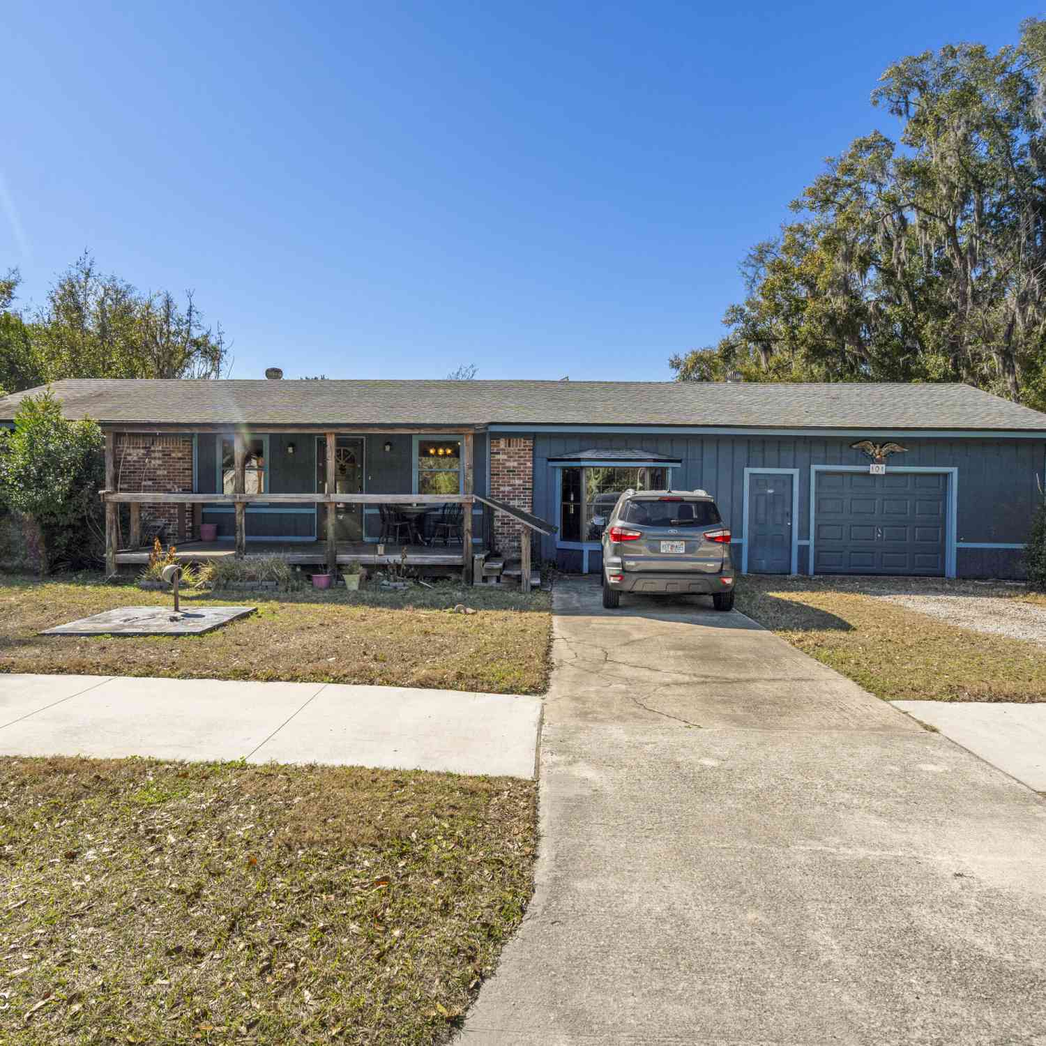 Homes For Sale - 101 S Oakridge Avenue<br/> Clay County, Green Cove Springs, FL 32043