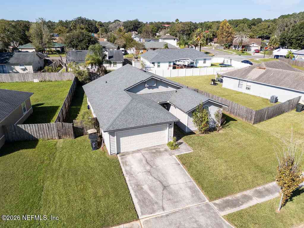 Homes For Sale - 7832 Pepper Circle<br/> Jacksonville, FL 32244