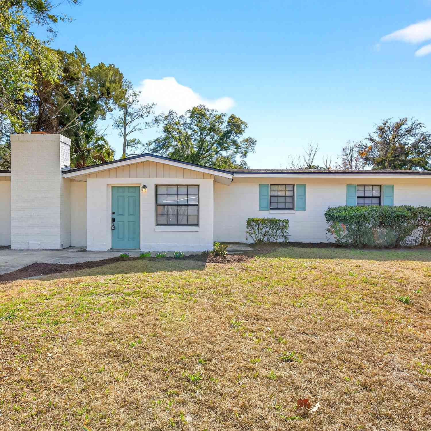 Homes For Sale - 7944 Guerad Drive<br/> Jacksonville, FL 32210