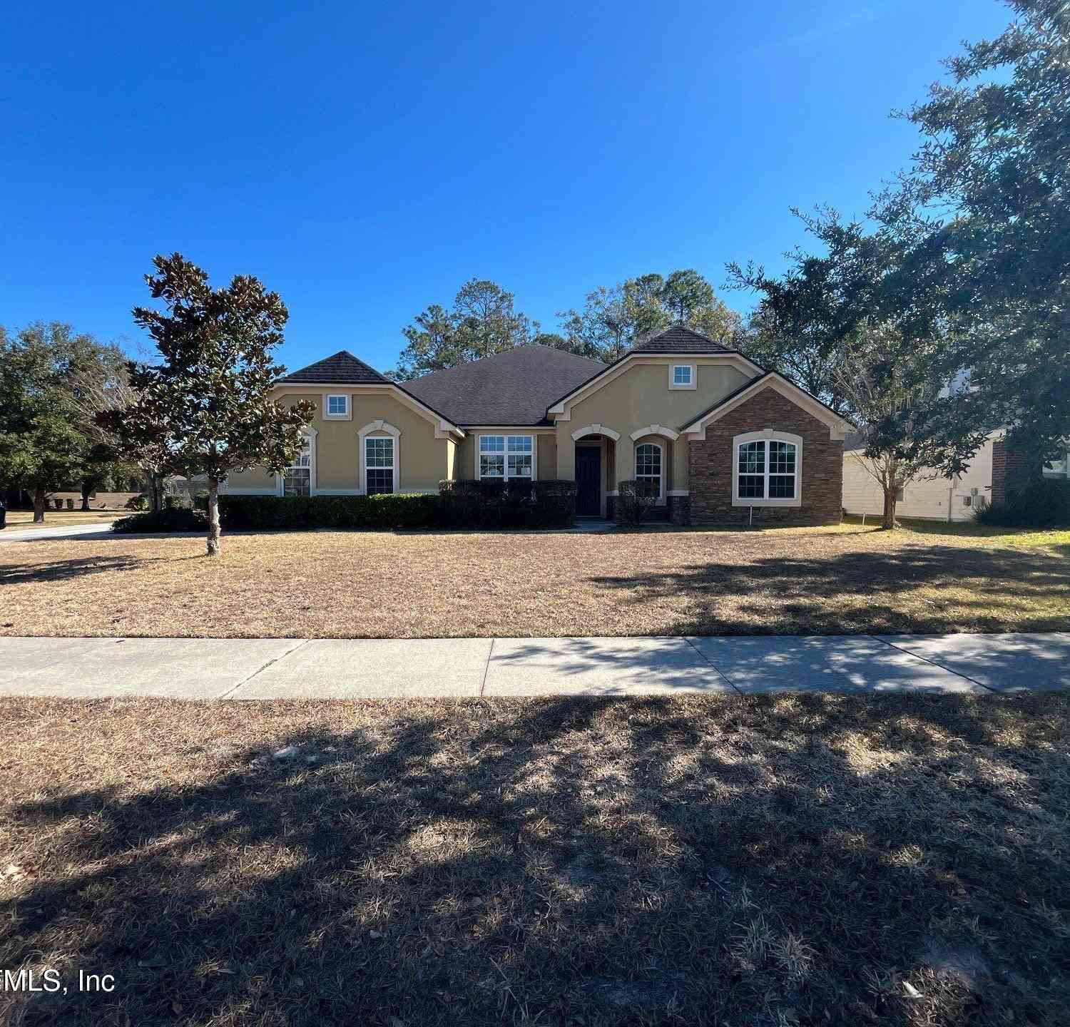 Homes For Sale - 4339 Song Sparrow Drive<br/> Middleburg, FL 32068