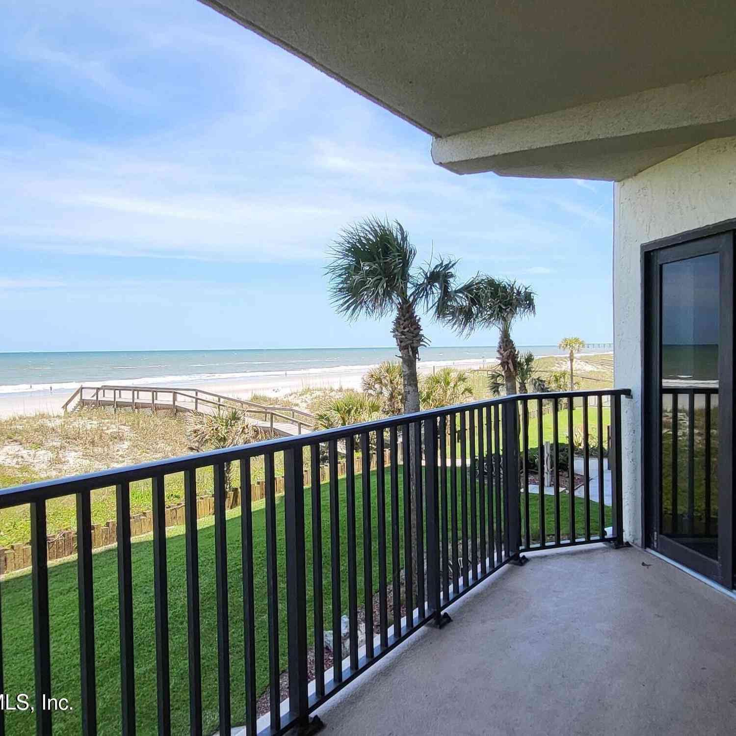 Condo For Sale - 1901 N 1st Street #203<br/> Duval County, Jacksonville Beach, FL 32250