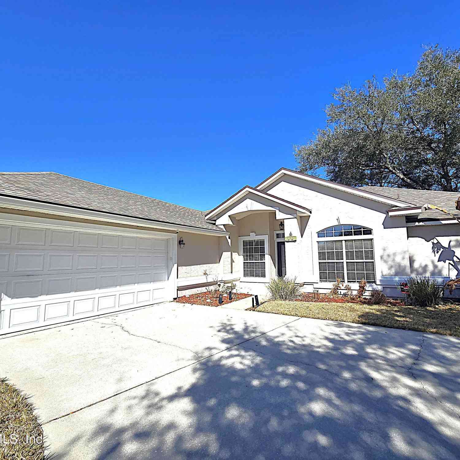 Homes For Sale - 12171 Basalt Drive<br/> Jacksonville, FL 32246