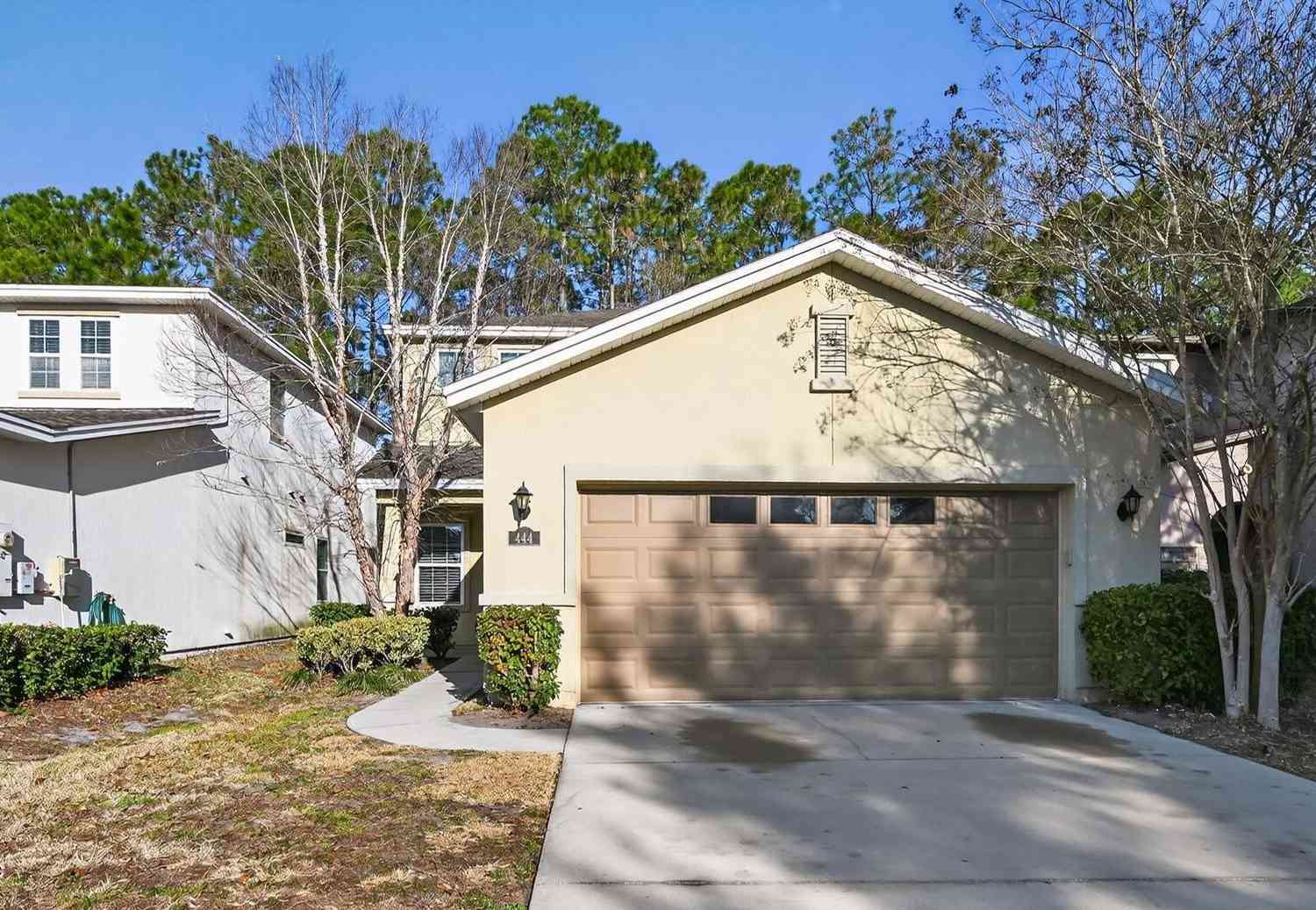 Homes For Sale - 444 Forest Meadow Lane<br/> Orange Park, FL 32065