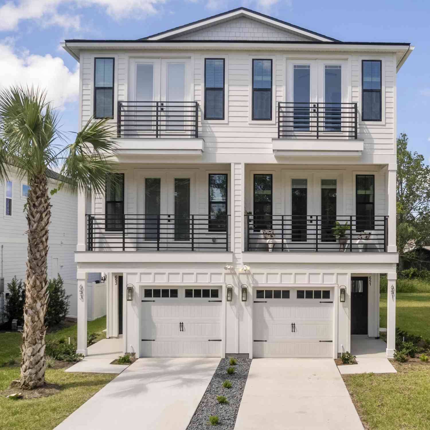 Townhouse For Sale - 603 12th Avenue<br/> Jacksonville Beach, FL 32250