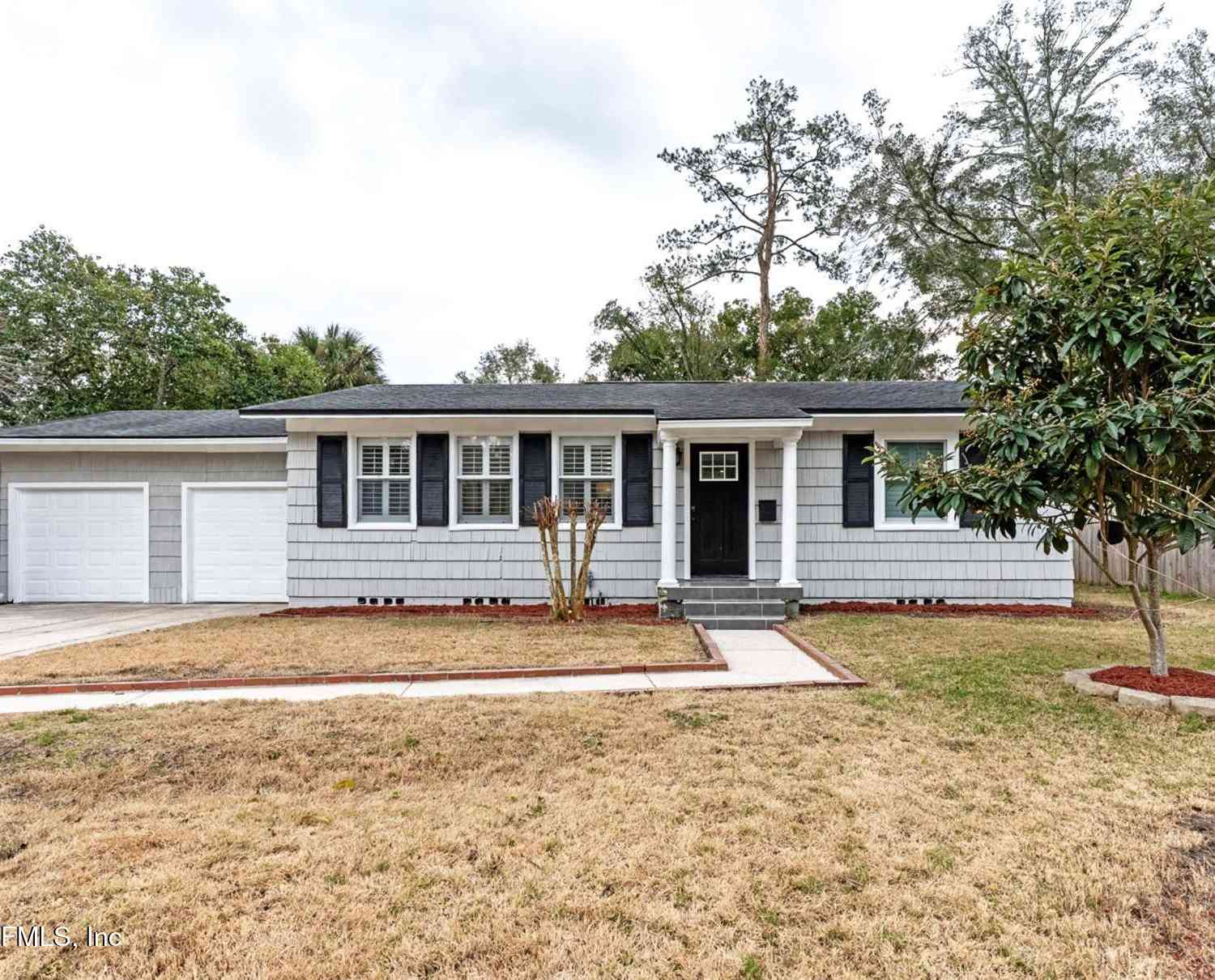 Homes For Sale - 4622 Homestead Road<br/> Jacksonville, FL 32210