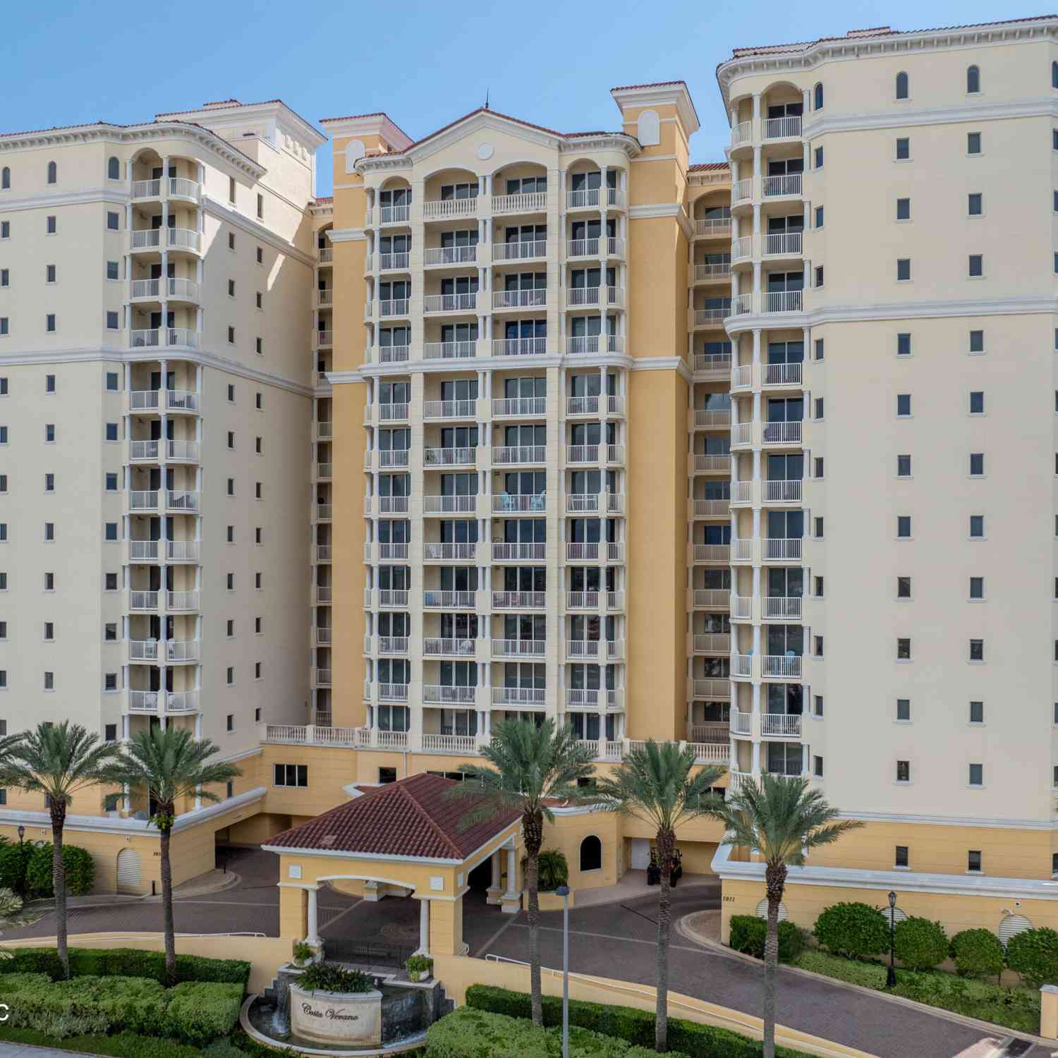 Condo For Sale - 1031 1st Street #201<br/> Jacksonville Beach, FL 32250