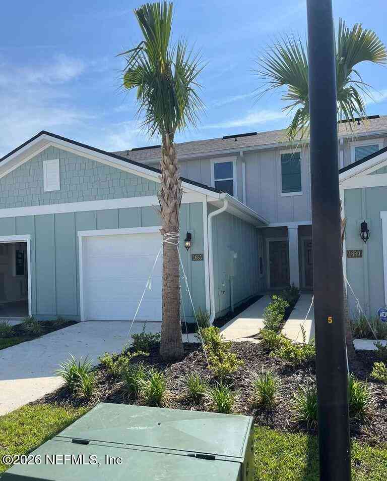 Townhouse For Rent - 1685 Bridger Trace<br/> Middleburg, FL 32068