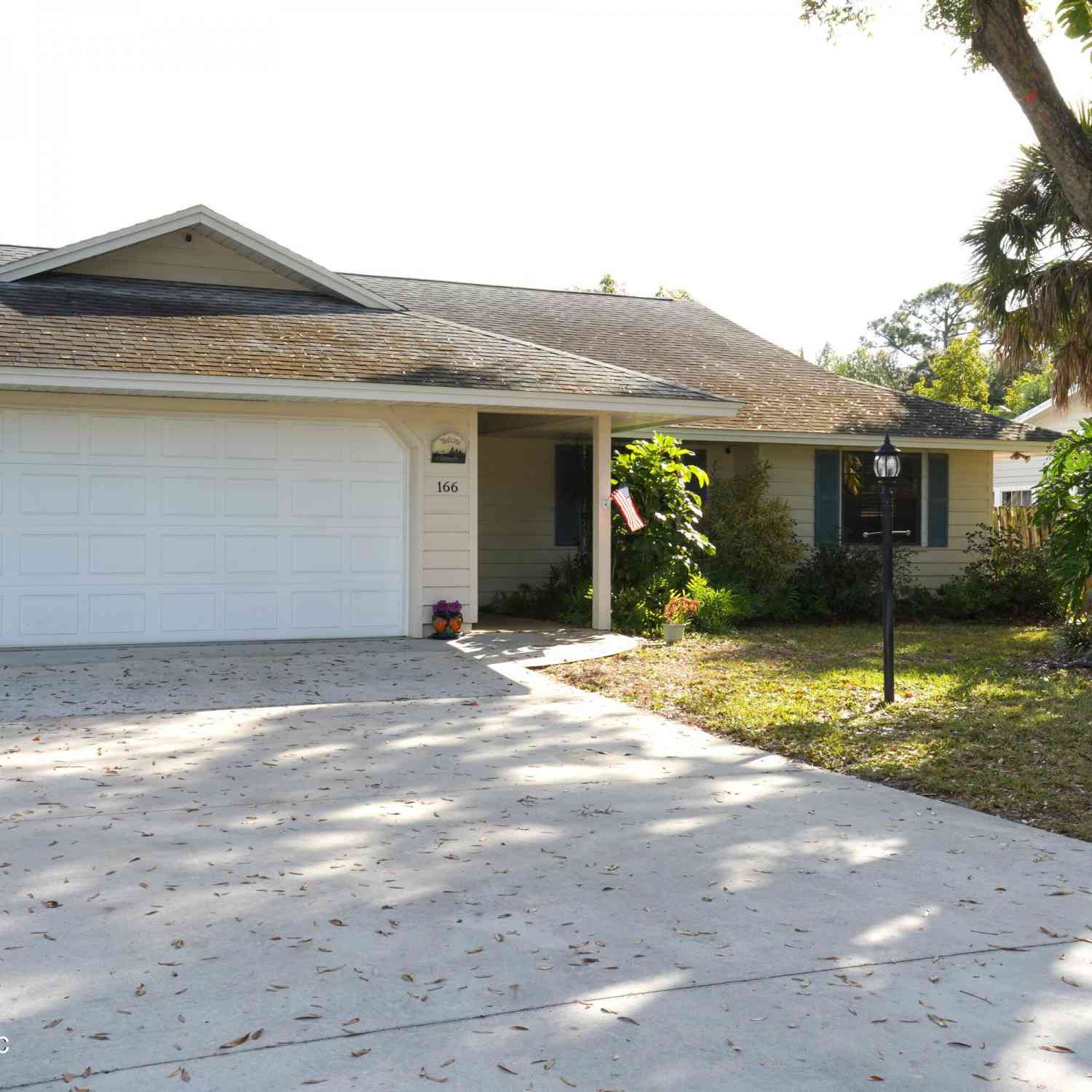 Homes For Sale - 166 23rd Avenue<br/> Vero Beach, FL 32962