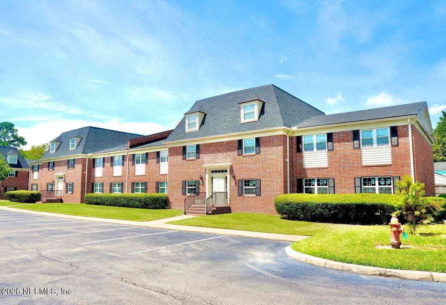 Condo For Sale - 4915 Baymeadows Road #13D<br/> Jacksonville, FL 32217