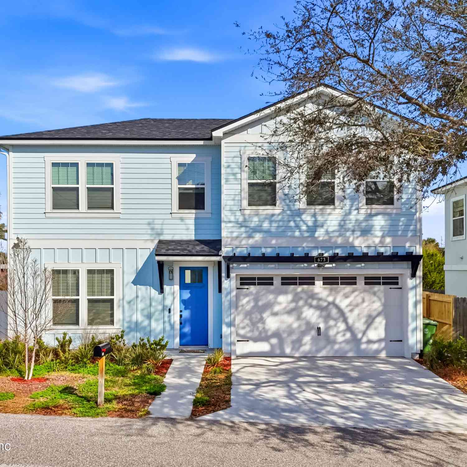 Homes For Sale - 673 6th Avenue<br/> Jacksonville Beach, FL 32250