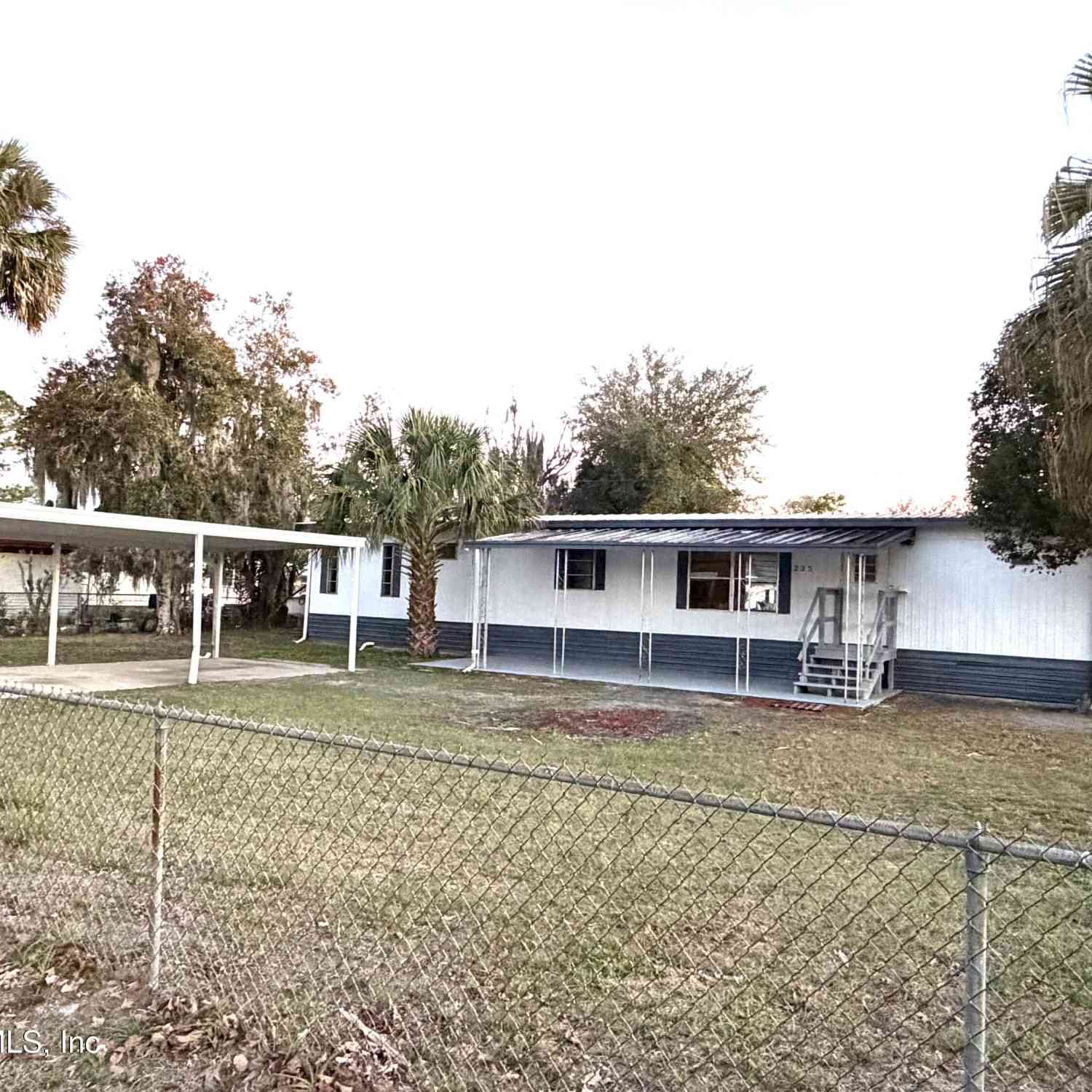 Mobile Home For Sale - 235 Alabama Street<br/> Putnam County, Crescent City, FL 32112