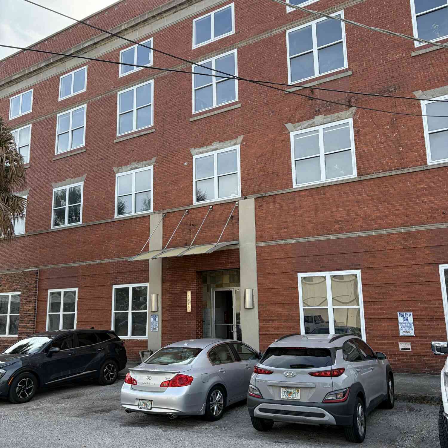 Condo For Sale - 1050 Hendricks Avenue #103<br/> Duval County, Jacksonville, FL 32207