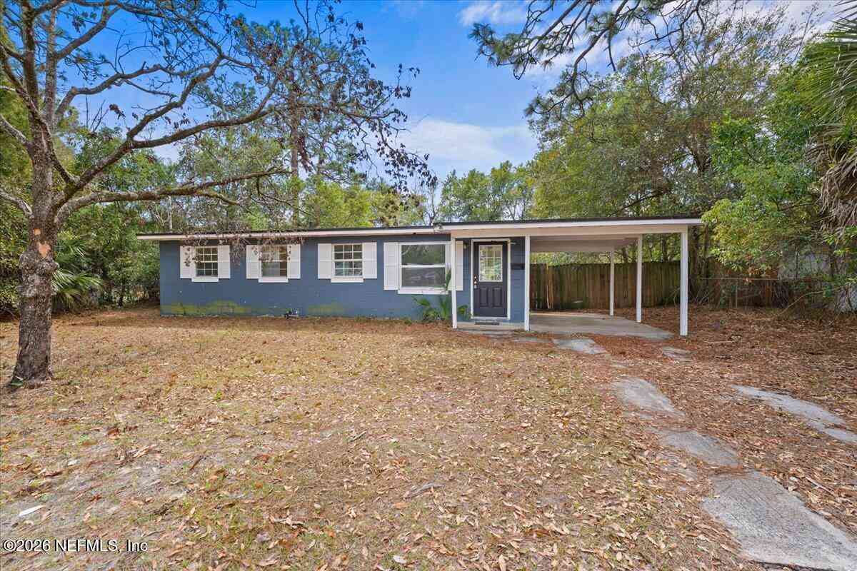 Homes For Sale - 1020 Ake Lane<br/> Duval County, Jacksonville, FL 32218