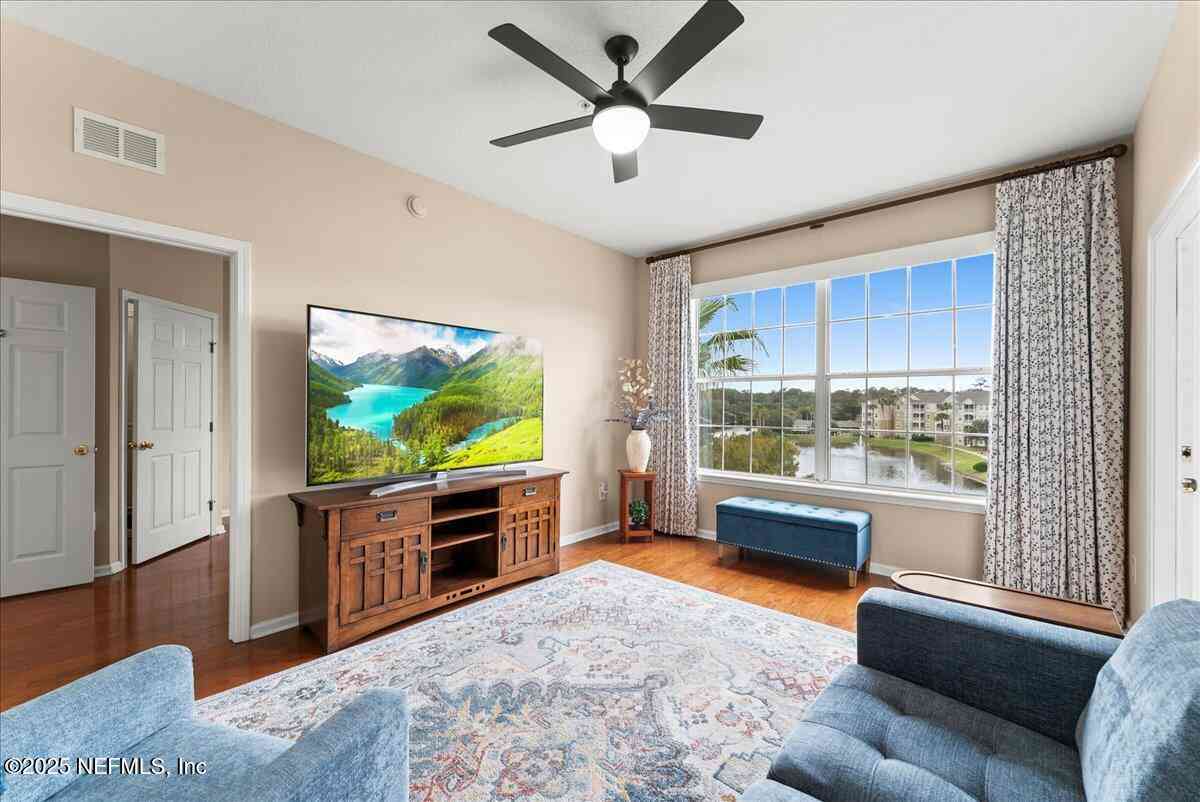 Condo For Sale - 7801 Point Meadows Drive #8404<br/> Duval County, Jacksonville, FL 32256