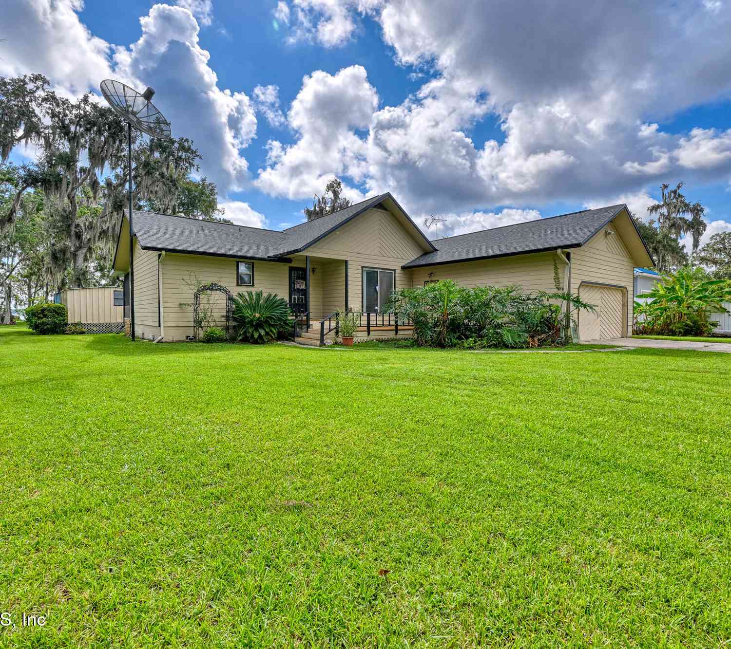 Homes For Sale - 5325 Deer Island Road<br/> Clay County, Green Cove Springs, FL 32043