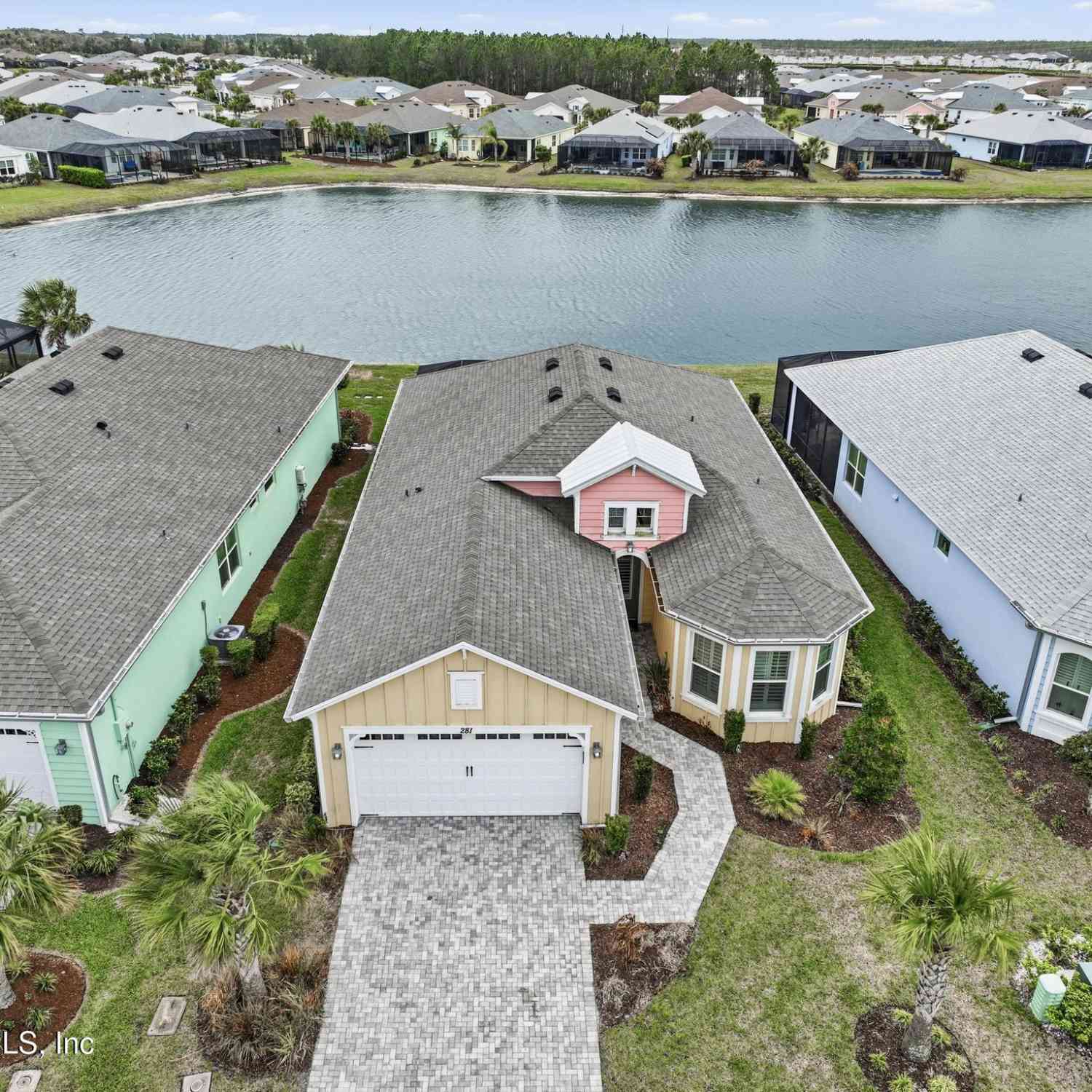 Homes For Sale - 281 Margaritaville Avenue<br/> Daytona Beach, FL 32124