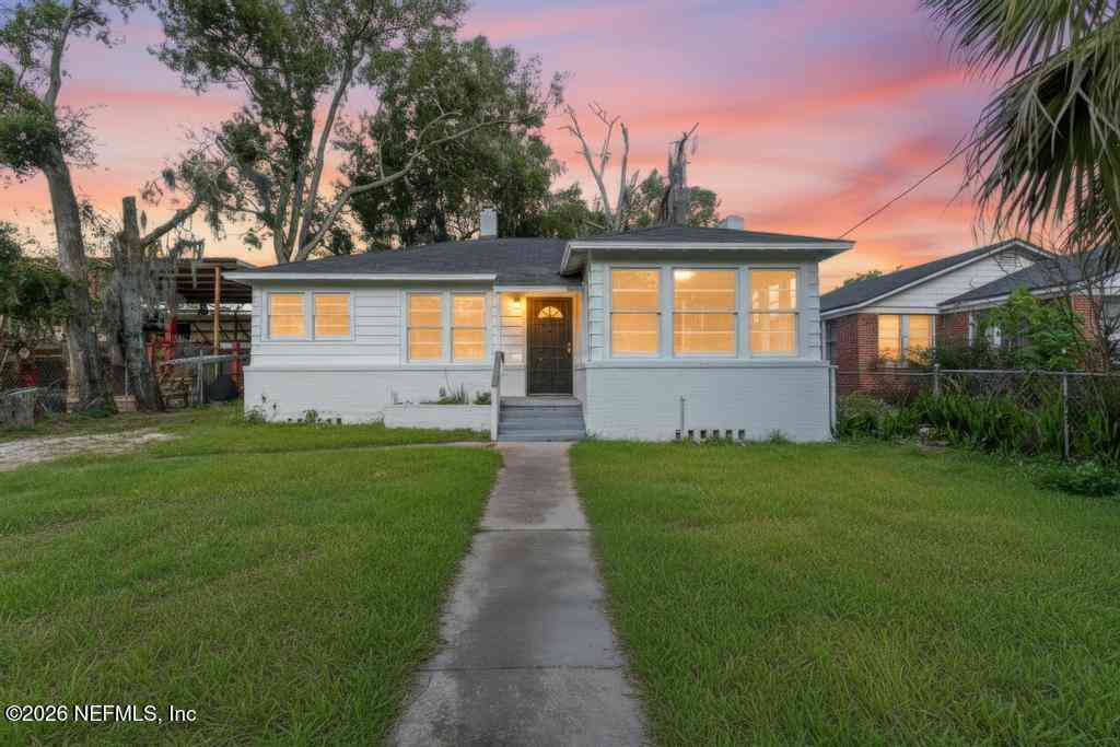 Homes For Sale - 8024 Hawthorne Street<br/> Jacksonville, FL 32208