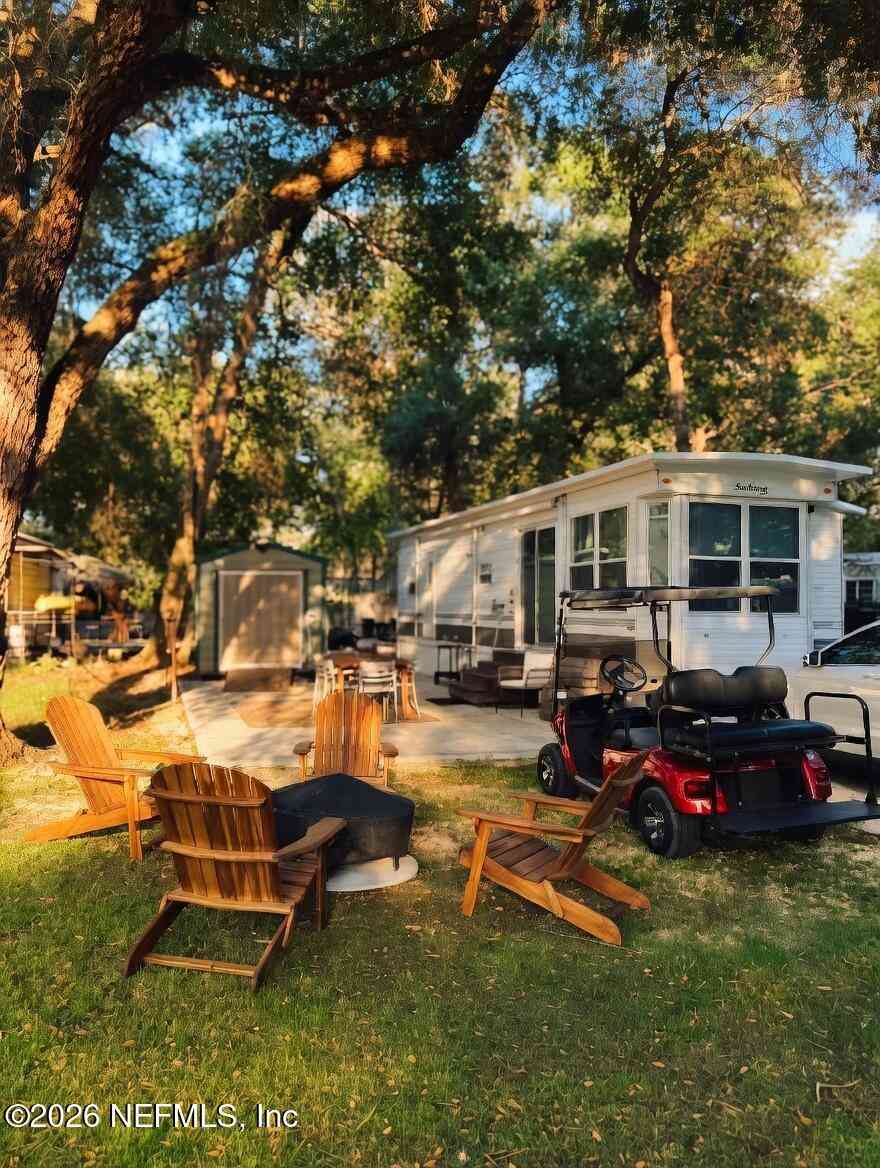 Mobile Home For Sale - 25321 NE 141st Street<br/> Fort McCoy, FL 32134