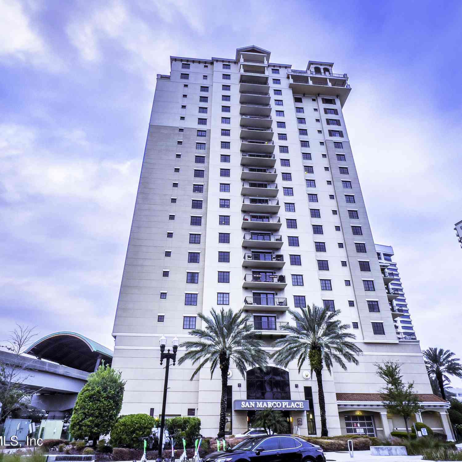 Condo For Rent - 1478 Riverplace Boulevard #401<br/> Jacksonville, FL 32207