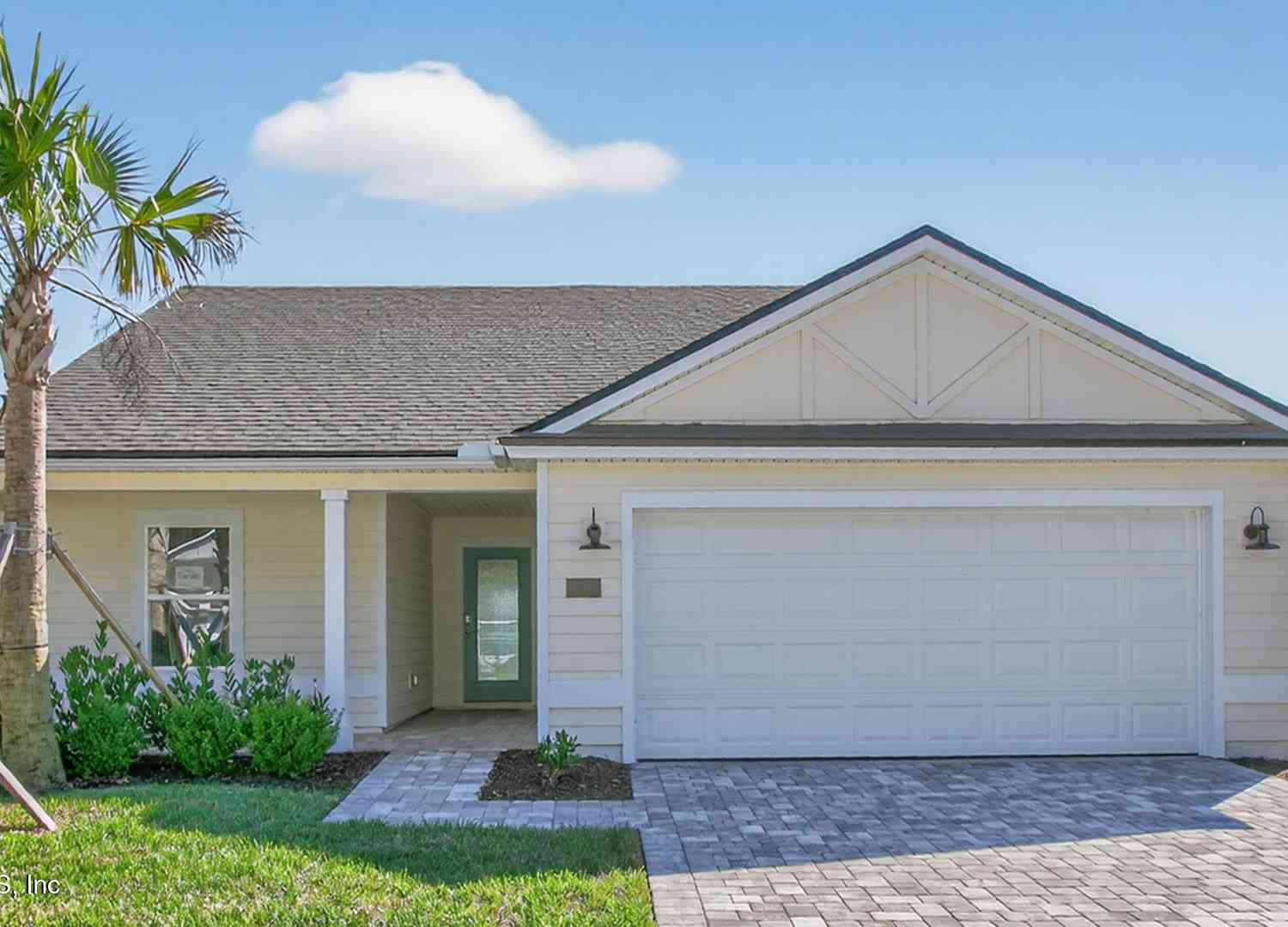 Homes For Sale - 154 Greenwood Drive<br/> Palm Coast, FL 32137