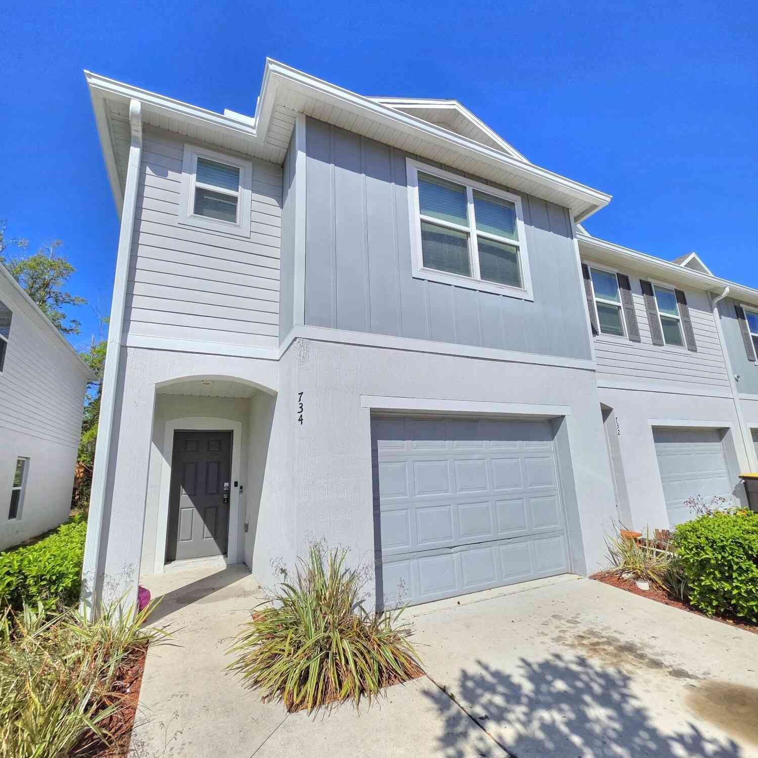 Townhouse For Rent - 734 Bent Baum Road<br/> Jacksonville, FL 32205