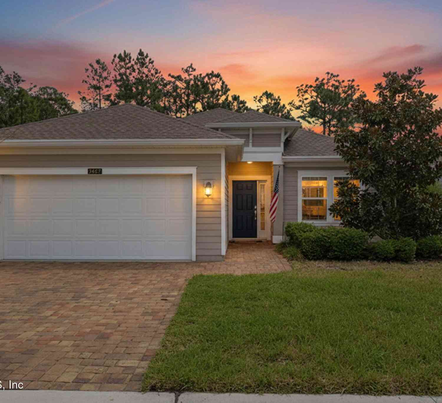 Homes For Sale - 7427 Rock Brook Drive<br/> Jacksonville, FL 32222